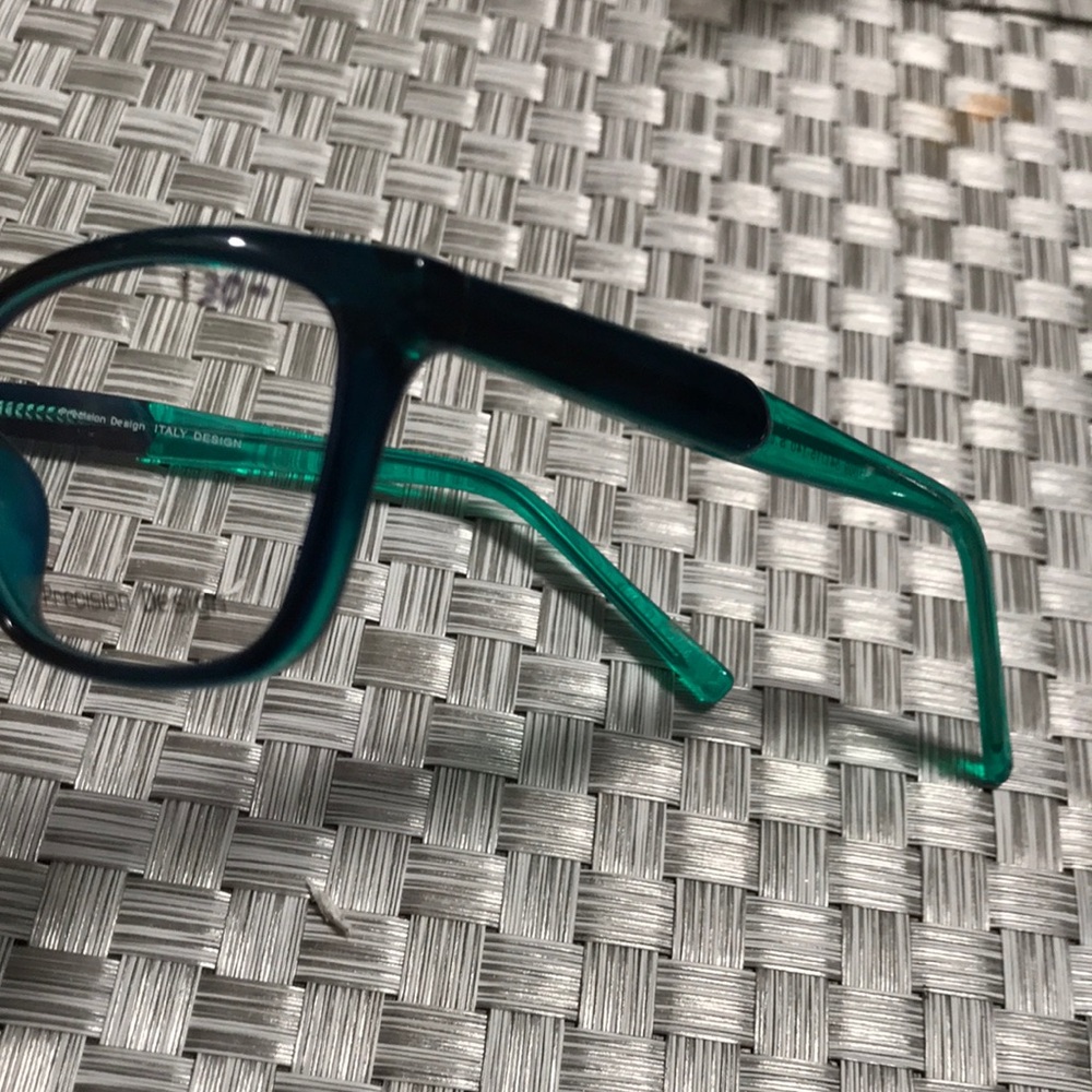 Precision Design Frame - image 3